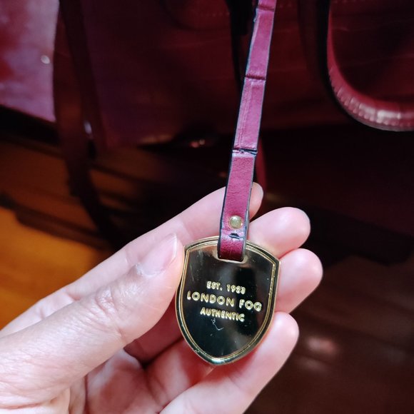 Women's Gorgeous London Fog handbag - Picture 4 of 6